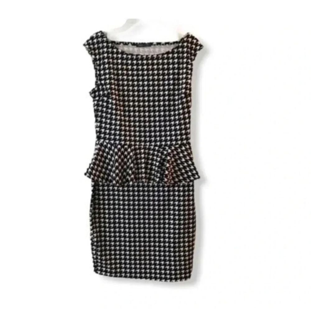 Soprano black&white bodicon peplum dress N…